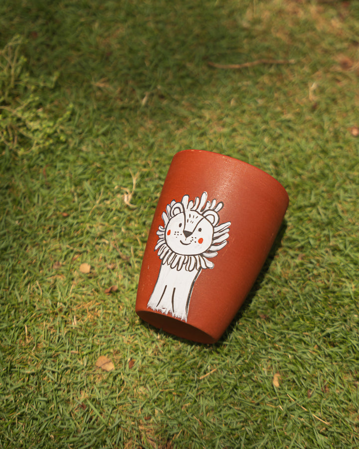 Little lion – Hand-Painted Terracotta Water Glass