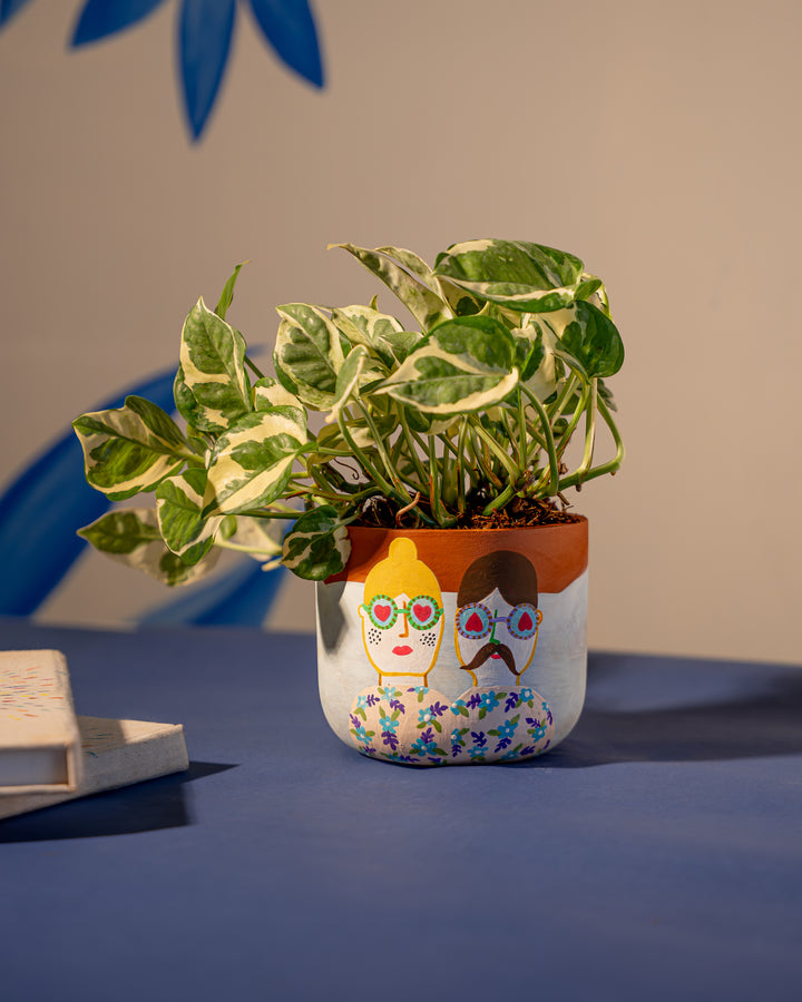 Retro Muse Pot - Raw Earth Shop